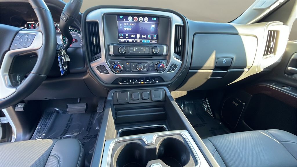 used 2018 GMC Sierra 1500 car, priced at $32,000