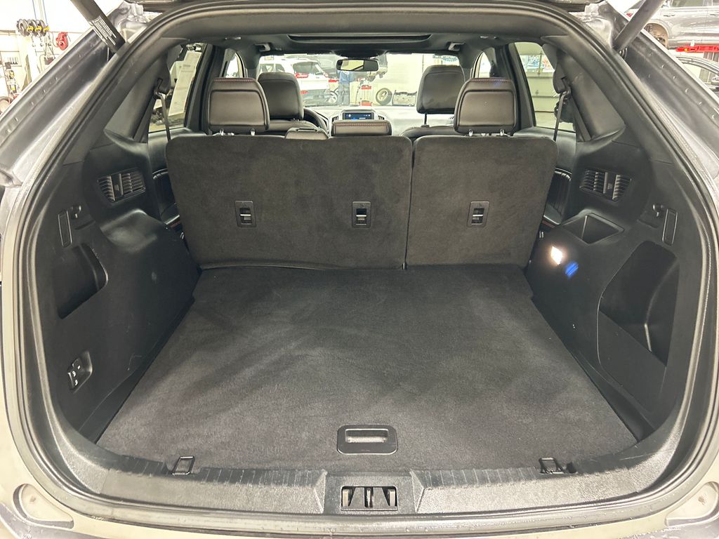 used 2022 Ford Edge car, priced at $27,623