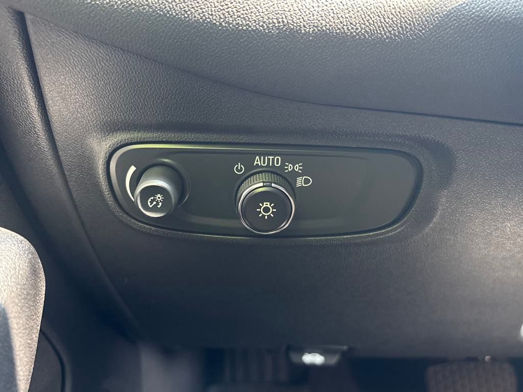used 2024 Chevrolet Equinox car, priced at $29,850