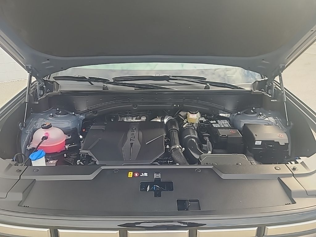 used 2025 Hyundai Santa Fe car, priced at $34,759