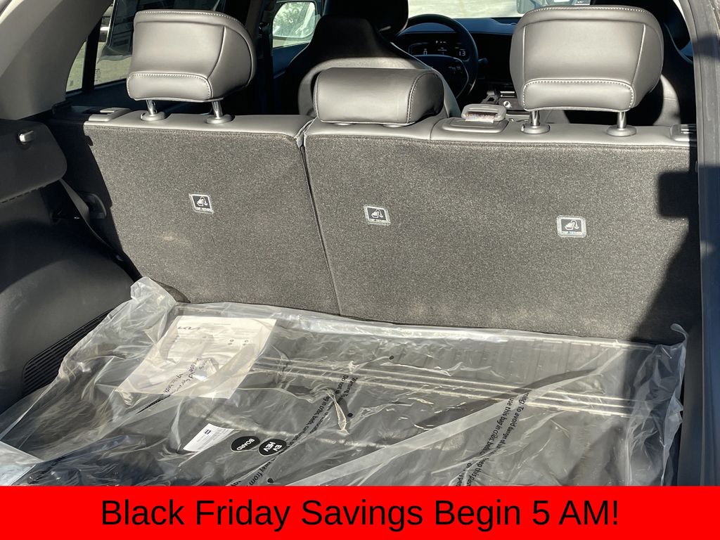 new 2025 Kia Niro car, priced at $28,261