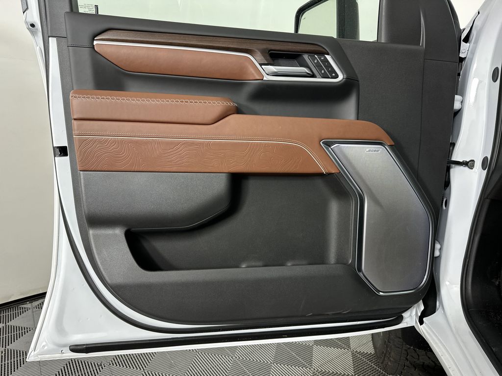 new 2025 GMC Sierra 2500HD car, priced at $93,552