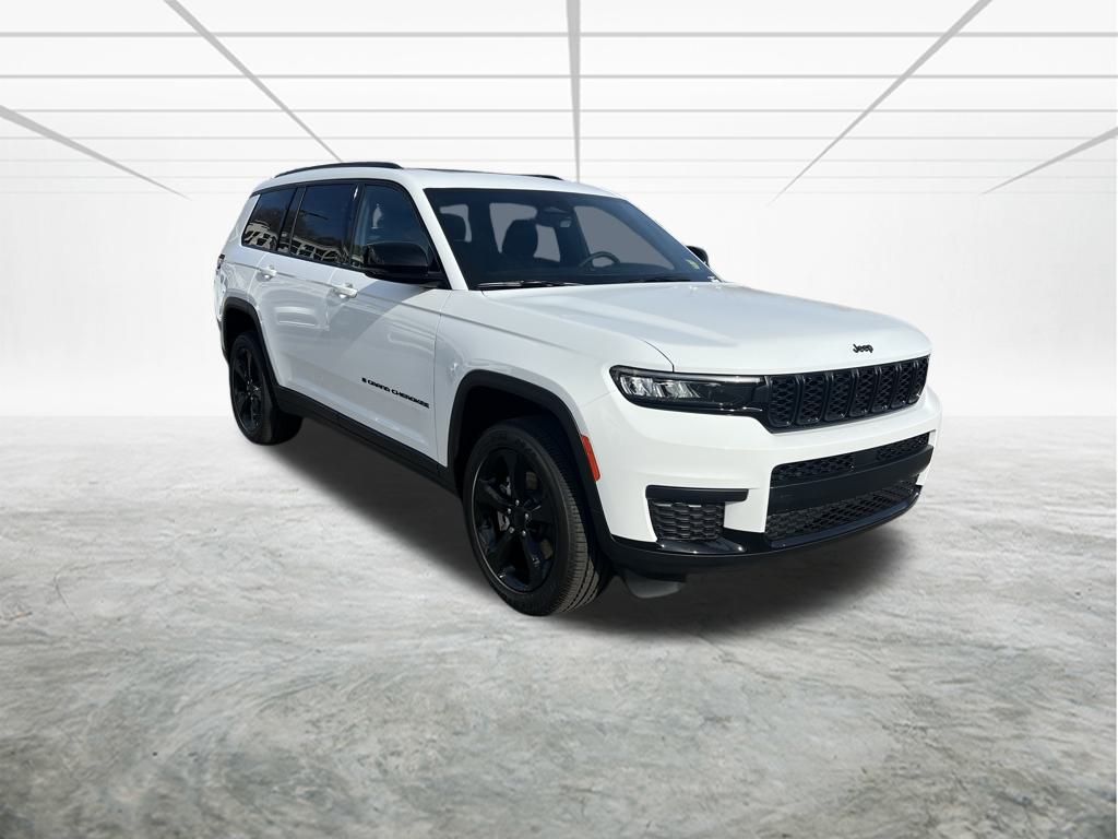 new 2025 Jeep Grand Cherokee L car, priced at $42,952