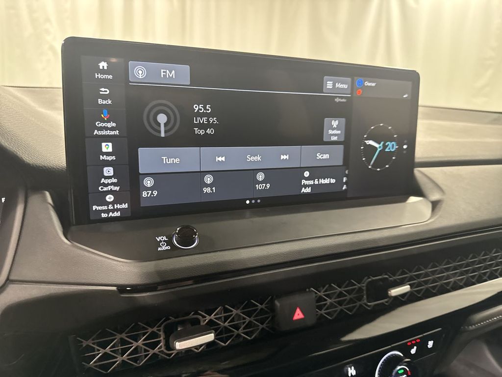 new 2025 Honda Accord Hybrid car, priced at $40,450