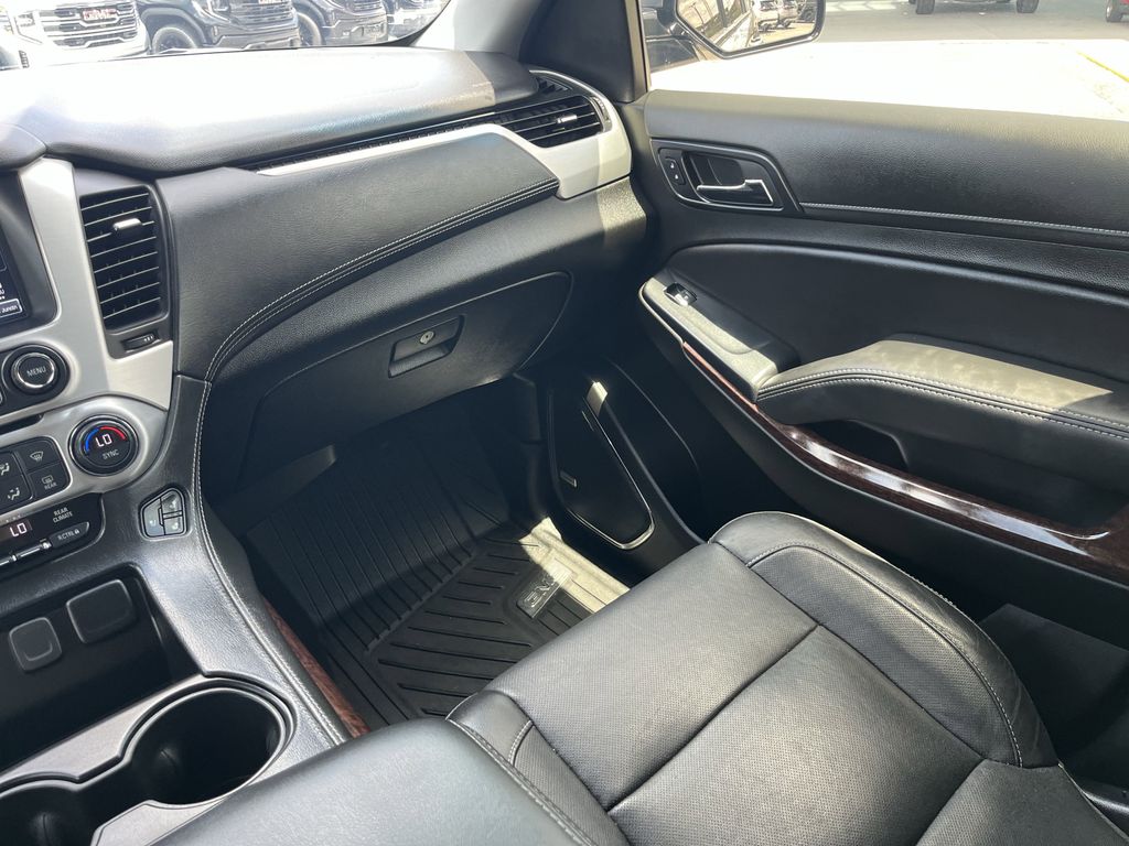 used 2019 GMC Yukon car, priced at $27,591