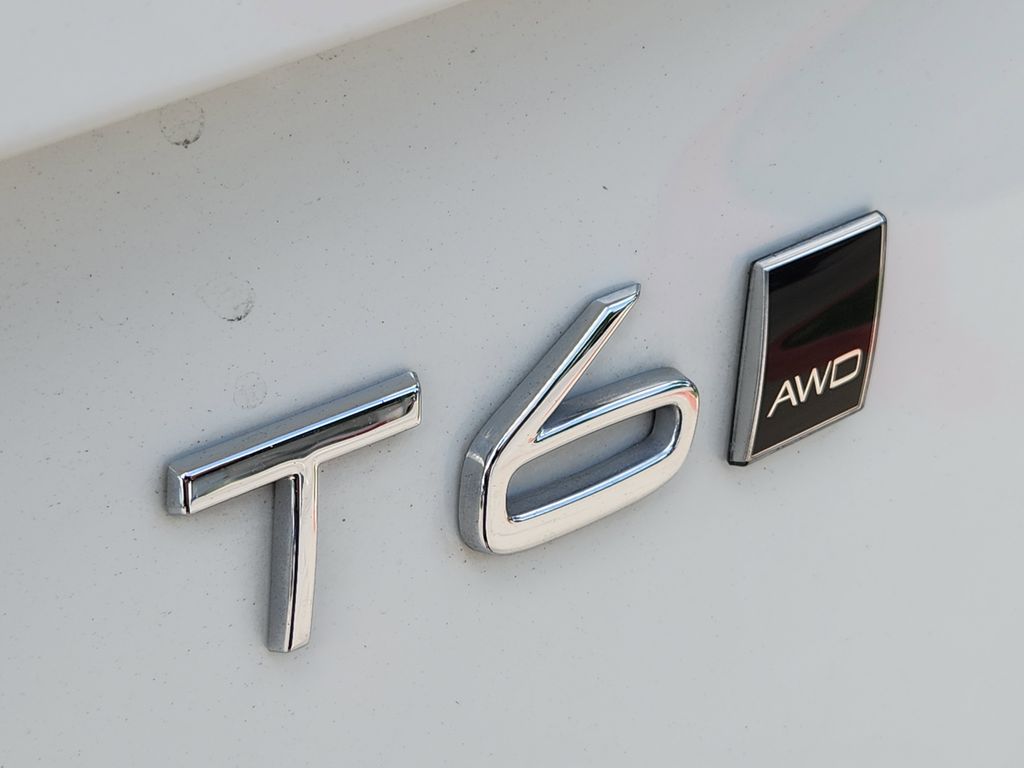 used 2019 Volvo XC90 car, priced at $25,362