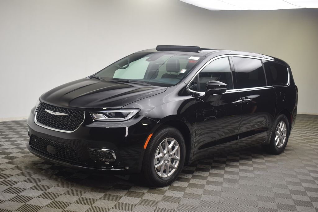 new 2026 Chrysler Pacifica car, priced at $45,603