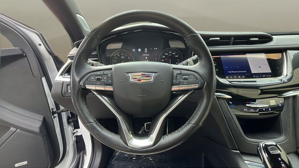 used 2023 Cadillac XT6 car, priced at $39,300