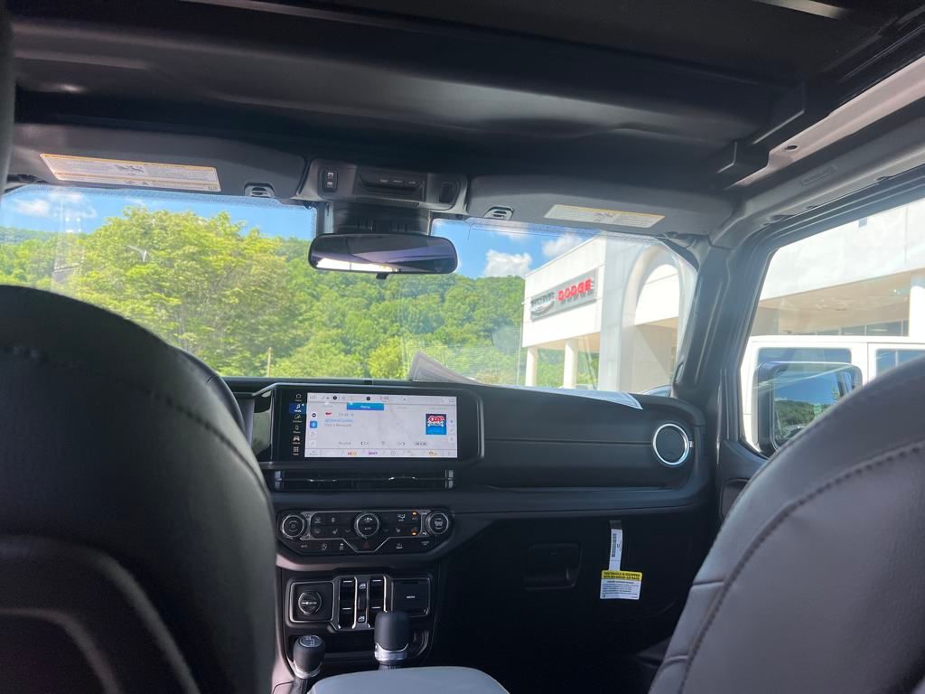new 2025 Jeep Wrangler car, priced at $53,990