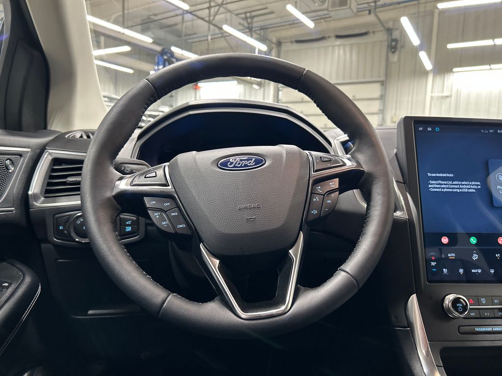 used 2023 Ford Edge car, priced at $29,969