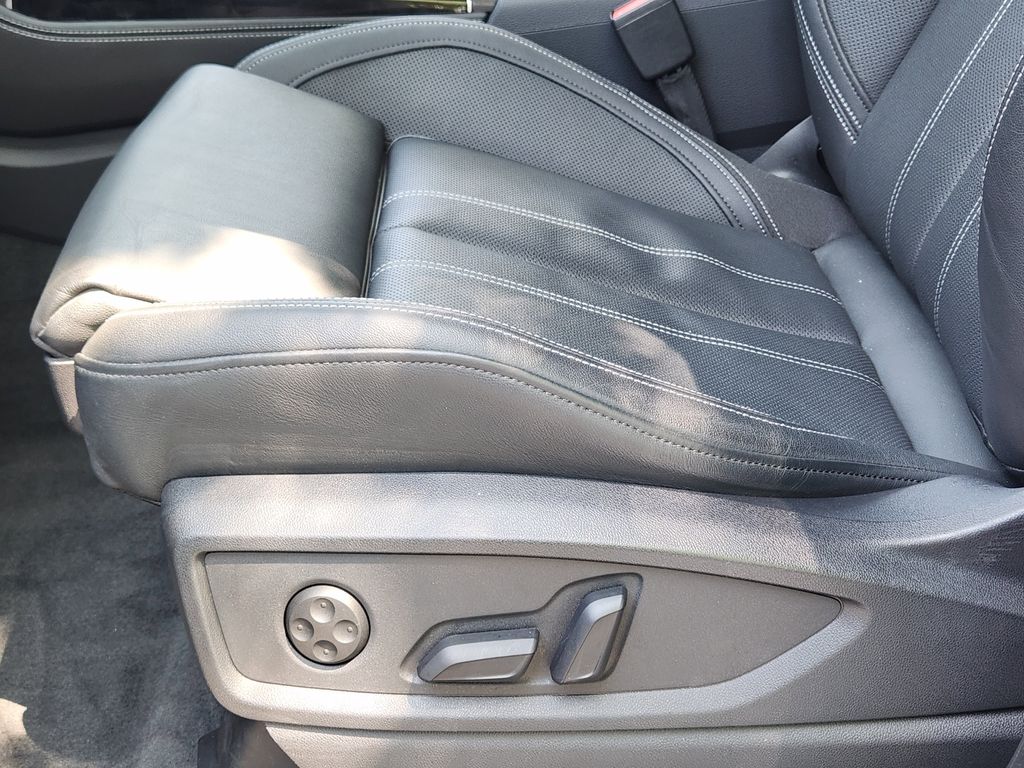 used 2022 Audi Q5 e car, priced at $37,372