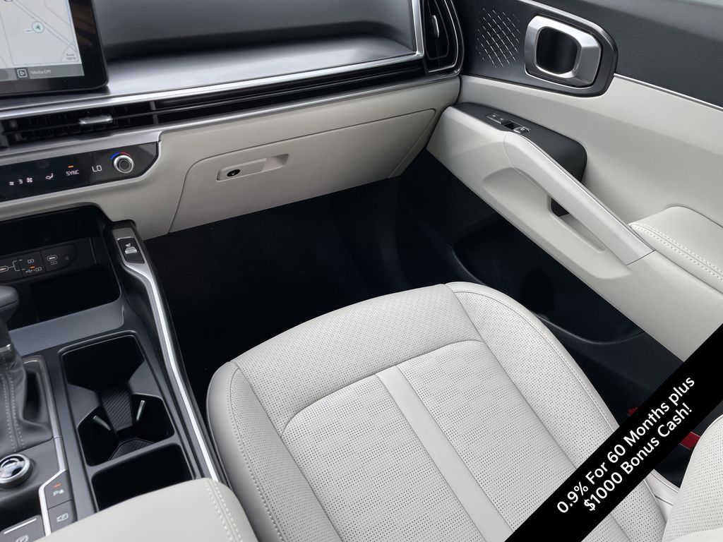 new 2025 Kia Sorento car, priced at $30,779
