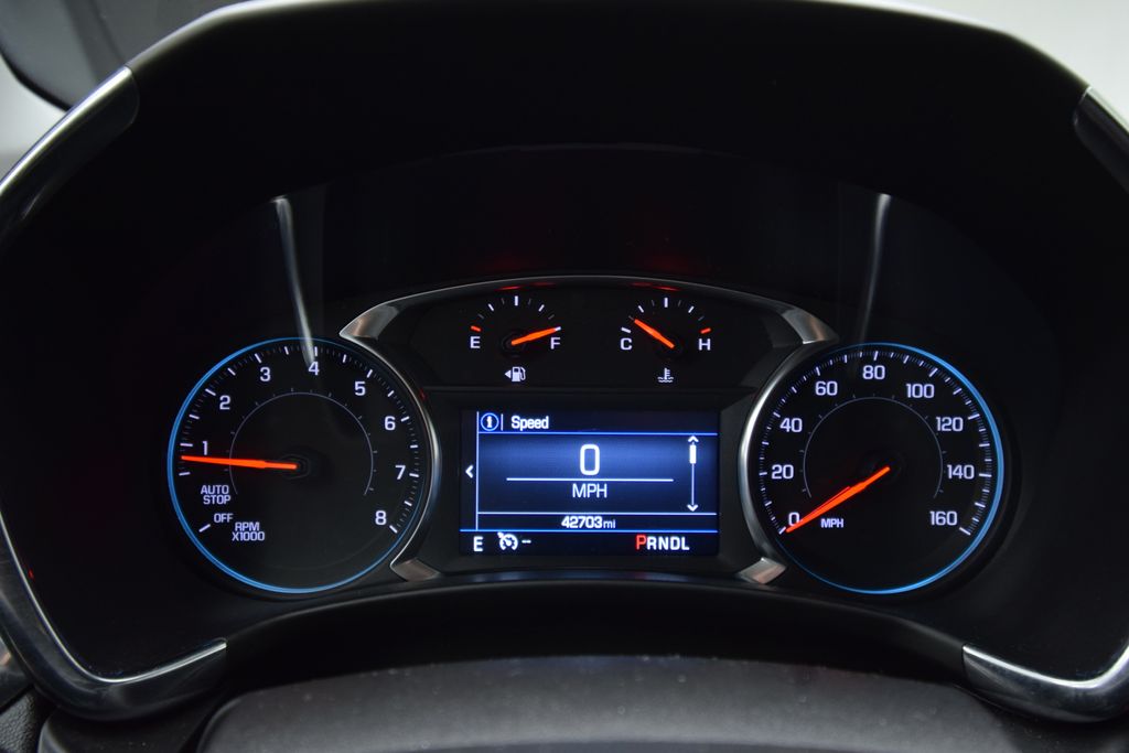 used 2024 Chevrolet Equinox car, priced at $21,600