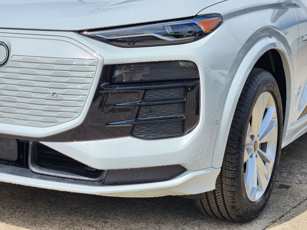 new 2025 Audi e-tron car, priced at $71,000