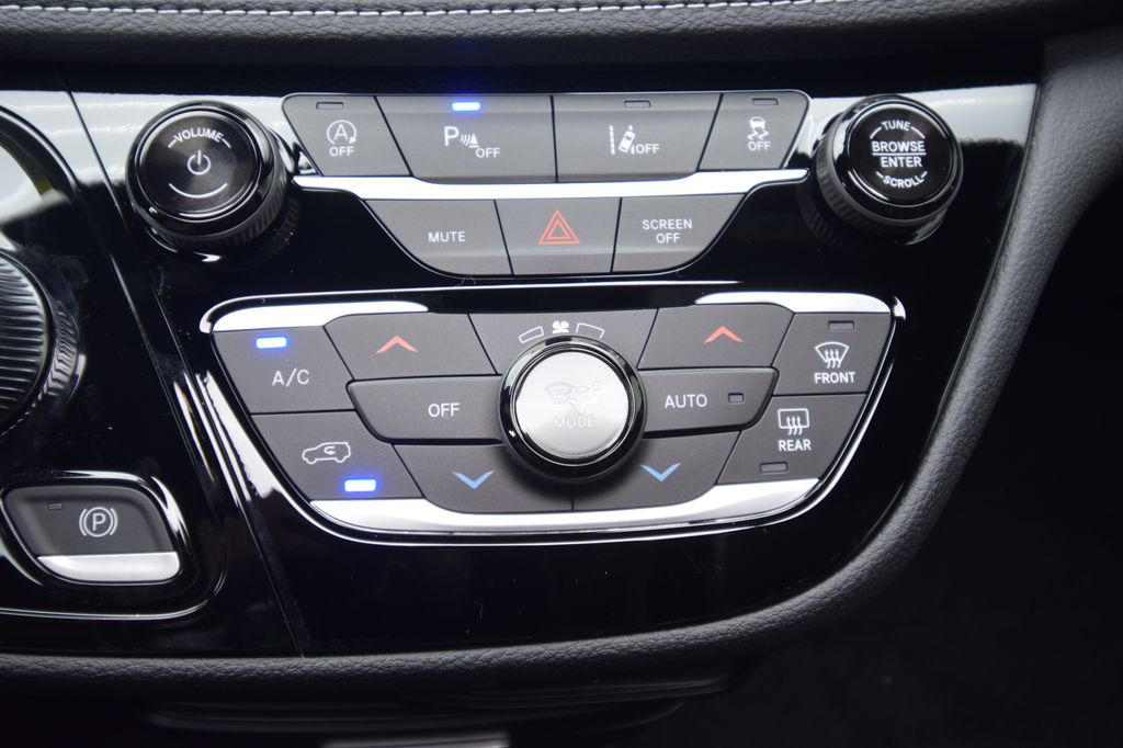 new 2026 Chrysler Pacifica car, priced at $46,000