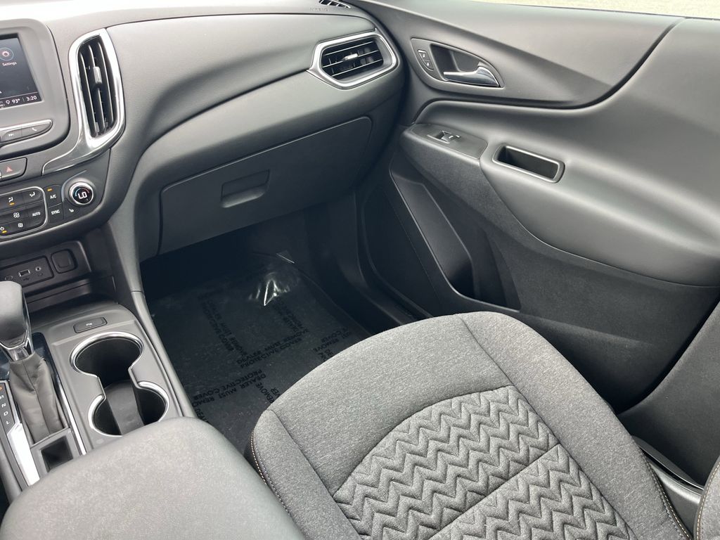 used 2024 Chevrolet Equinox car, priced at $25,991