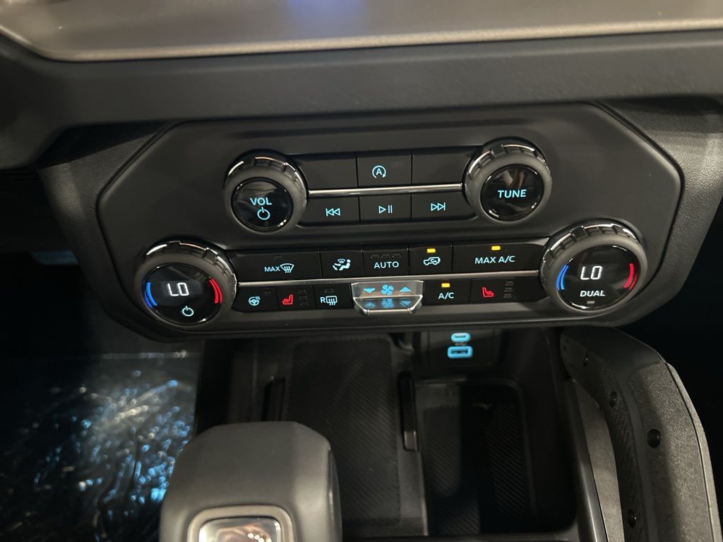 new 2025 Ford Bronco car, priced at $58,095