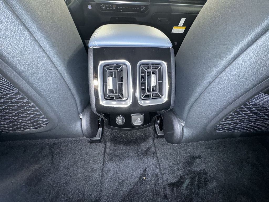 new 2025 Kia Sorento Hybrid car, priced at $47,971