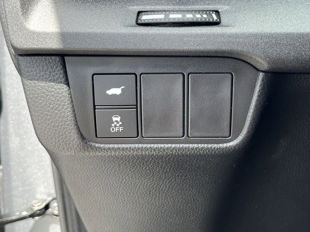 new 2025 Honda CR-V Hybrid car, priced at $37,483