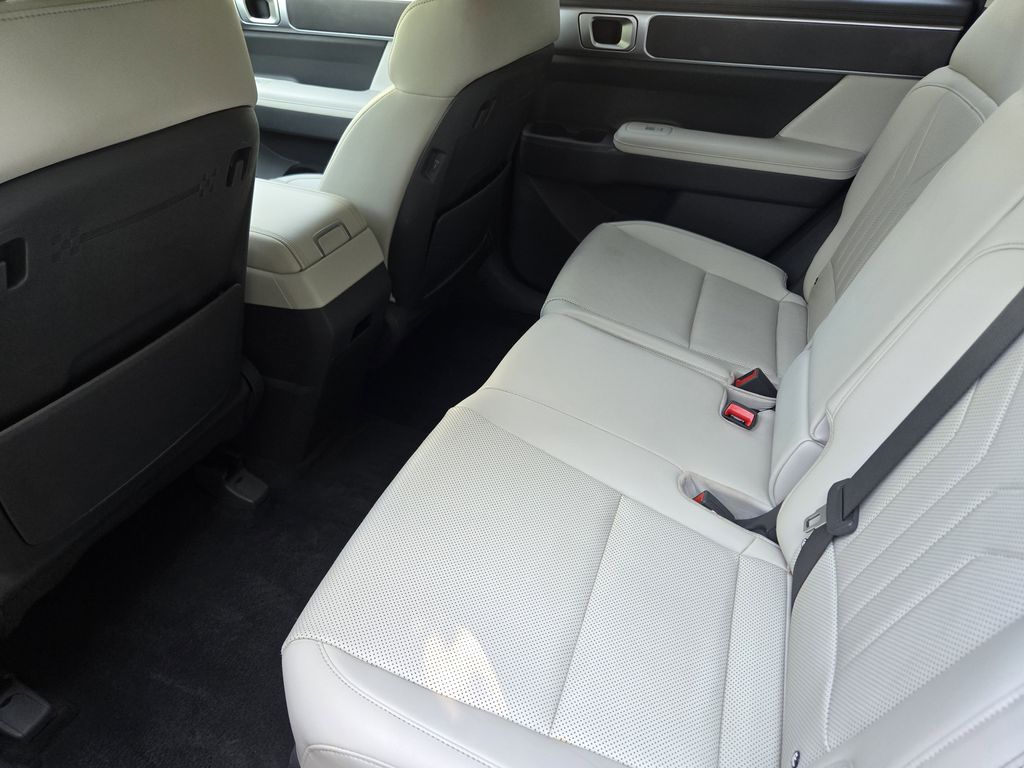 used 2024 Hyundai Santa Fe car, priced at $28,444