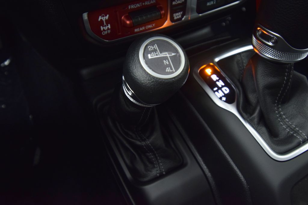 new 2025 Jeep Gladiator car, priced at $49,005