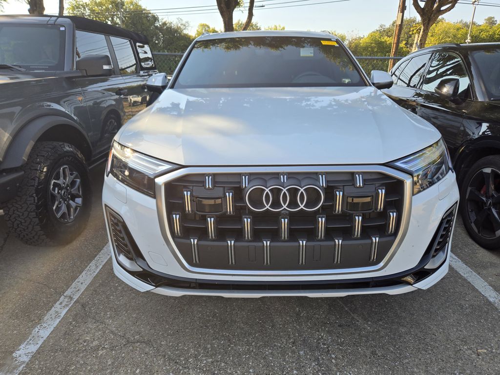 used 2025 Audi Q7 car, priced at $60,371