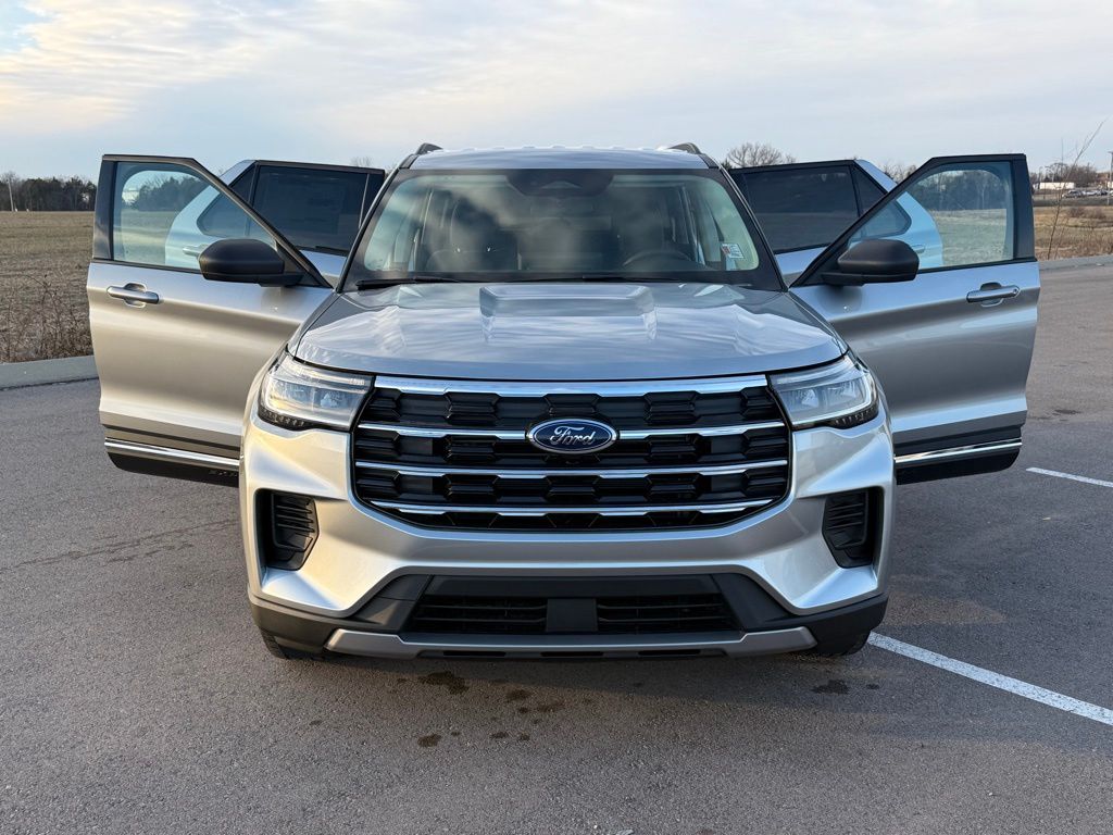 new 2025 Ford Explorer car, priced at $36,963