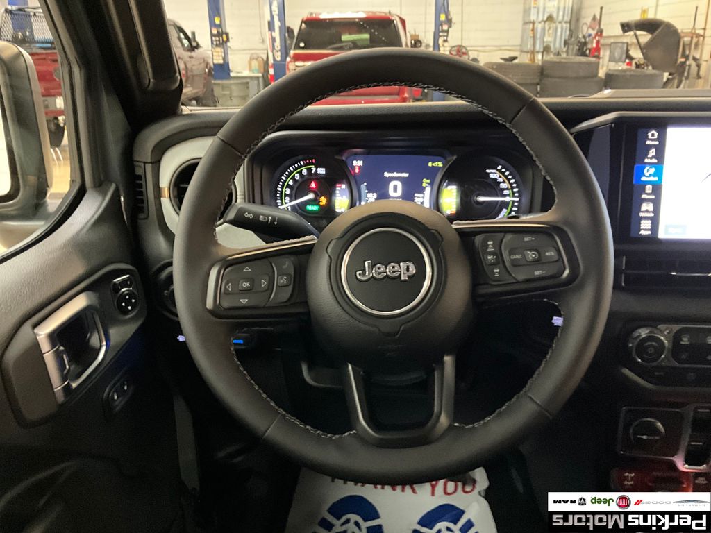 new 2025 Jeep Wrangler car, priced at $55,783