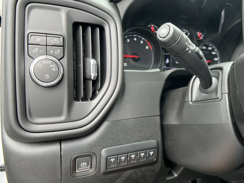 new 2024 GMC Sierra 3500HD car, priced at $43,778