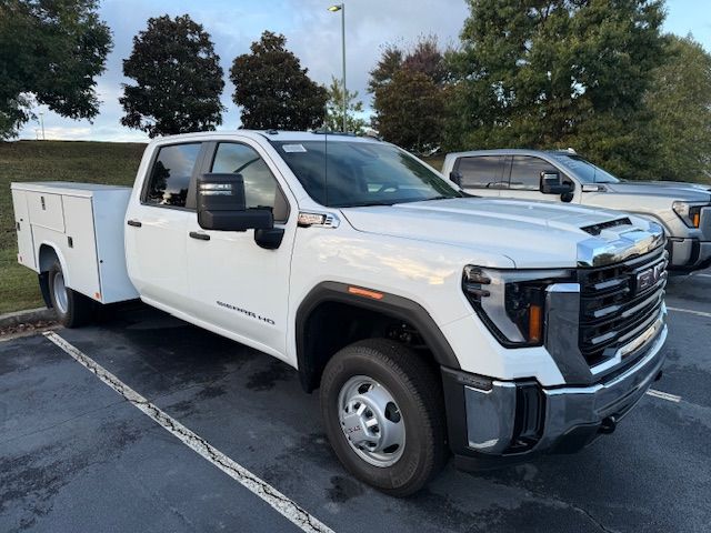 new 2025 GMC Sierra 3500HD car, priced at $64,208