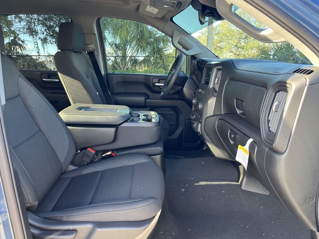 new 2025 Chevrolet Silverado 2500HD car, priced at $51,965