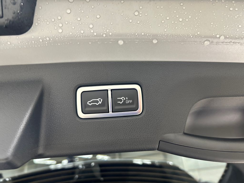 new 2025 Kia Sorento car, priced at $47,095