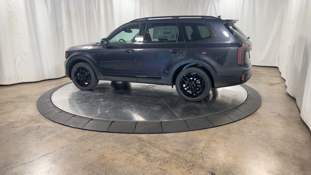 new 2025 Kia Telluride car, priced at $46,178
