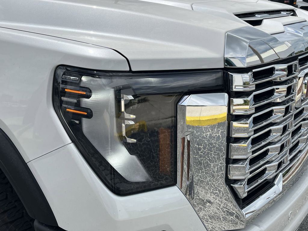new 2025 GMC Sierra 2500HD car, priced at $89,650
