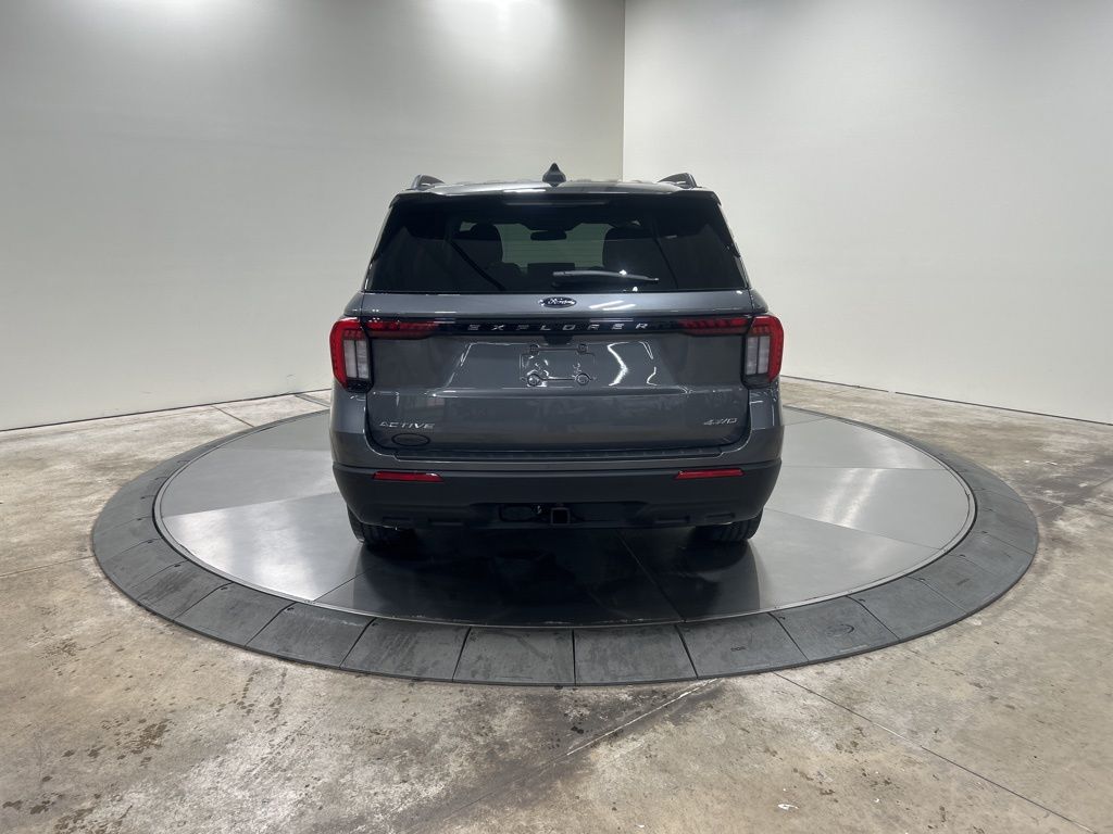 new 2025 Ford Explorer car, priced at $40,905