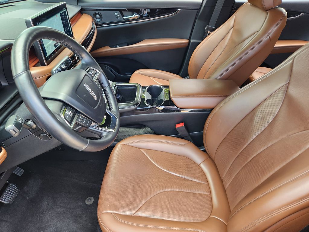 used 2022 Lincoln Nautilus car, priced at $37,131