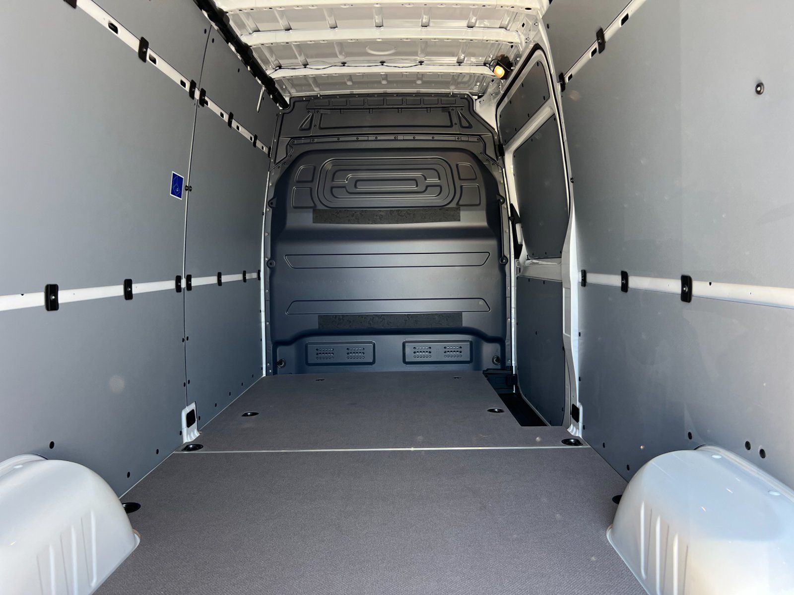 new 2025 Mercedes-Benz Sprinter 2500 car