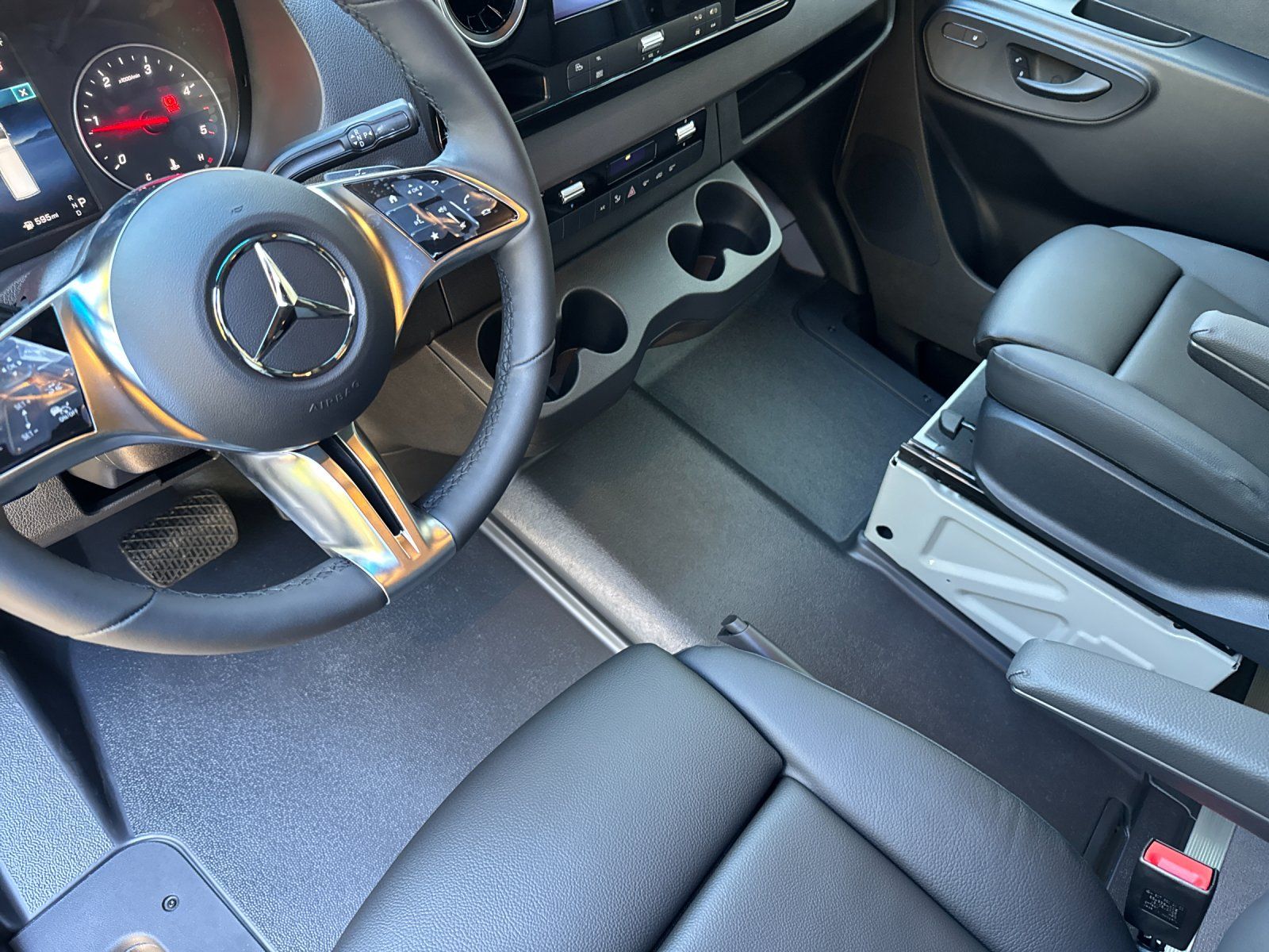 new 2025 Mercedes-Benz Sprinter 2500 car