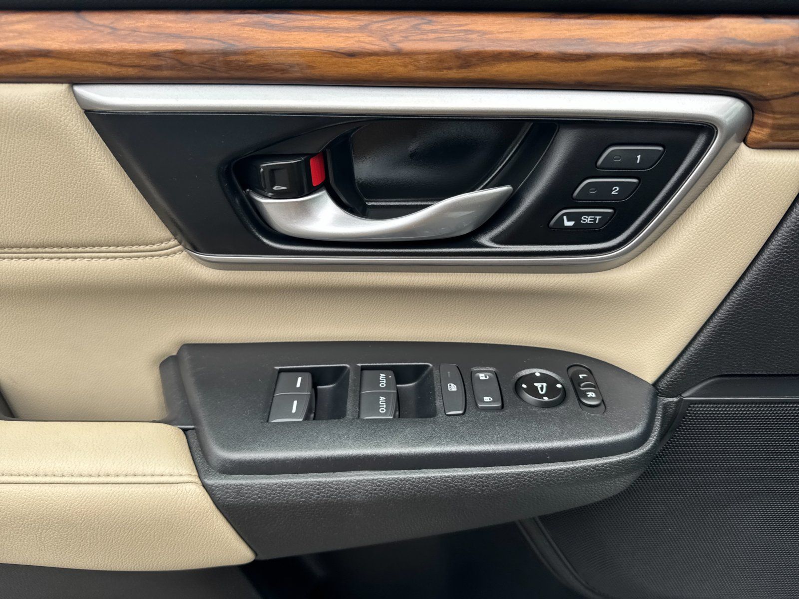 used 2021 Honda CR-V car, priced at $23,998