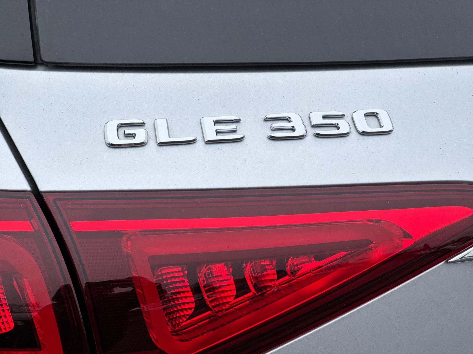 used 2020 Mercedes-Benz GLE car, priced at $34,998