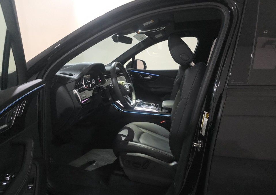 used 2025 Audi Q7 car, priced at $62,998