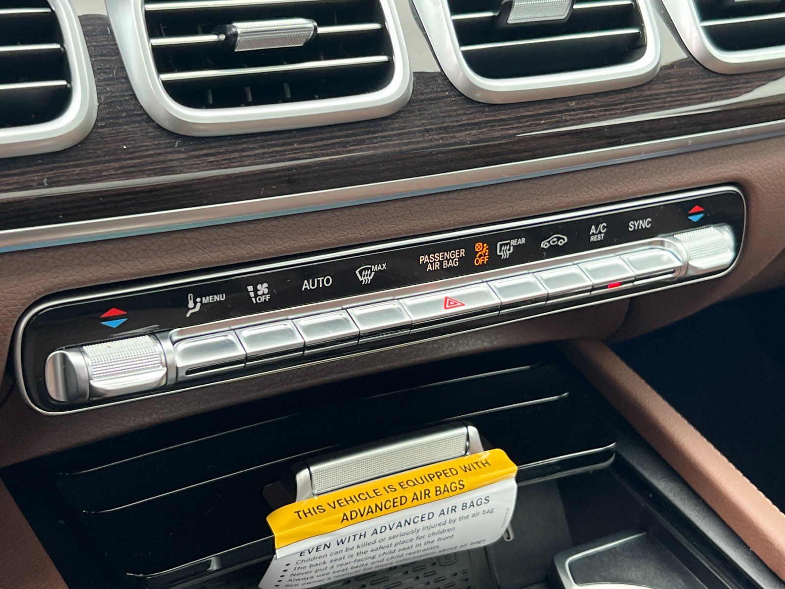 new 2025 Mercedes-Benz GLS car