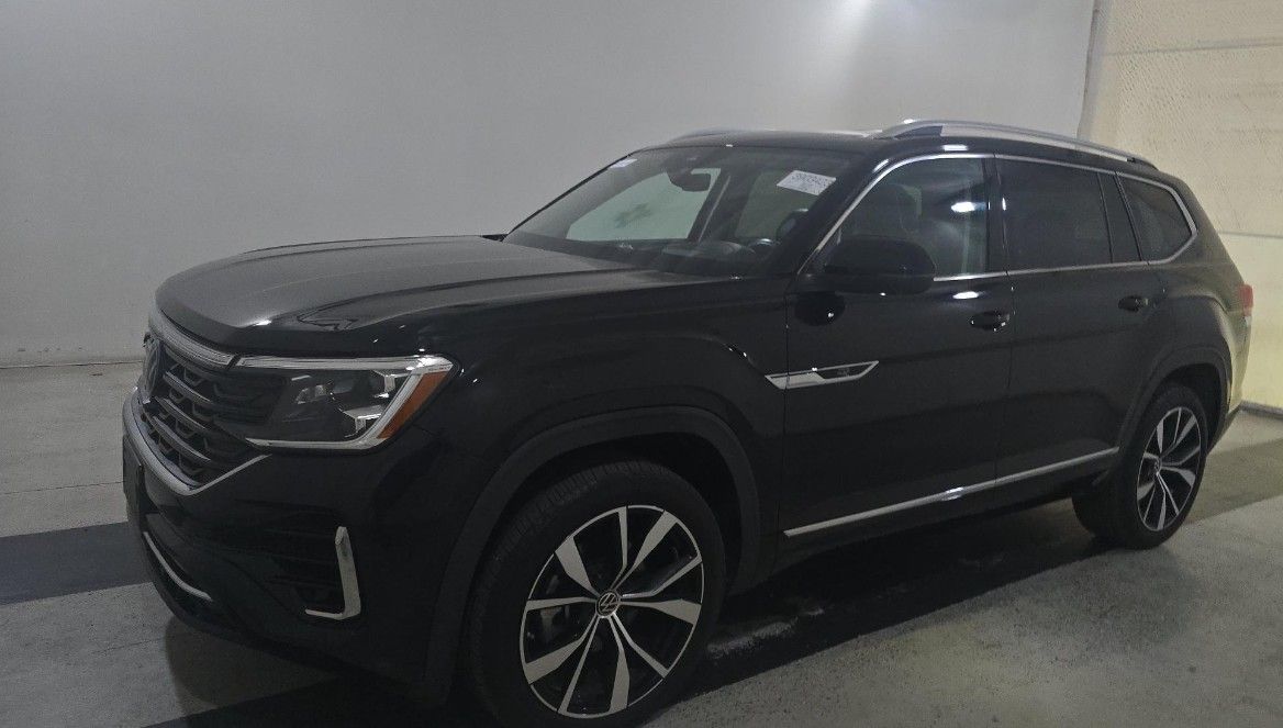 used 2024 Volkswagen Atlas car, priced at $40,998