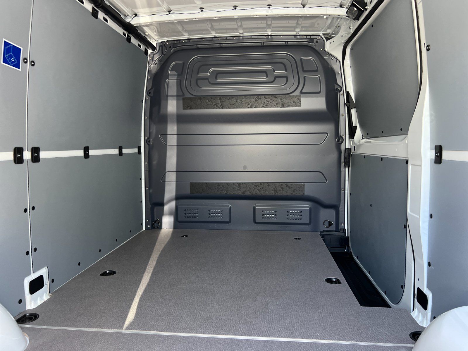 new 2025 Mercedes-Benz Sprinter 2500 car