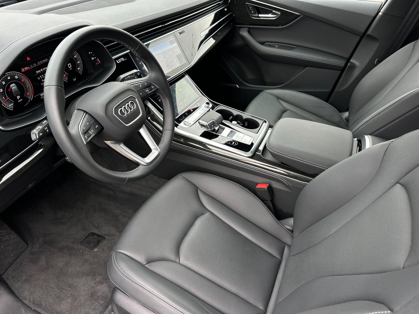 used 2025 Audi Q7 car, priced at $62,990