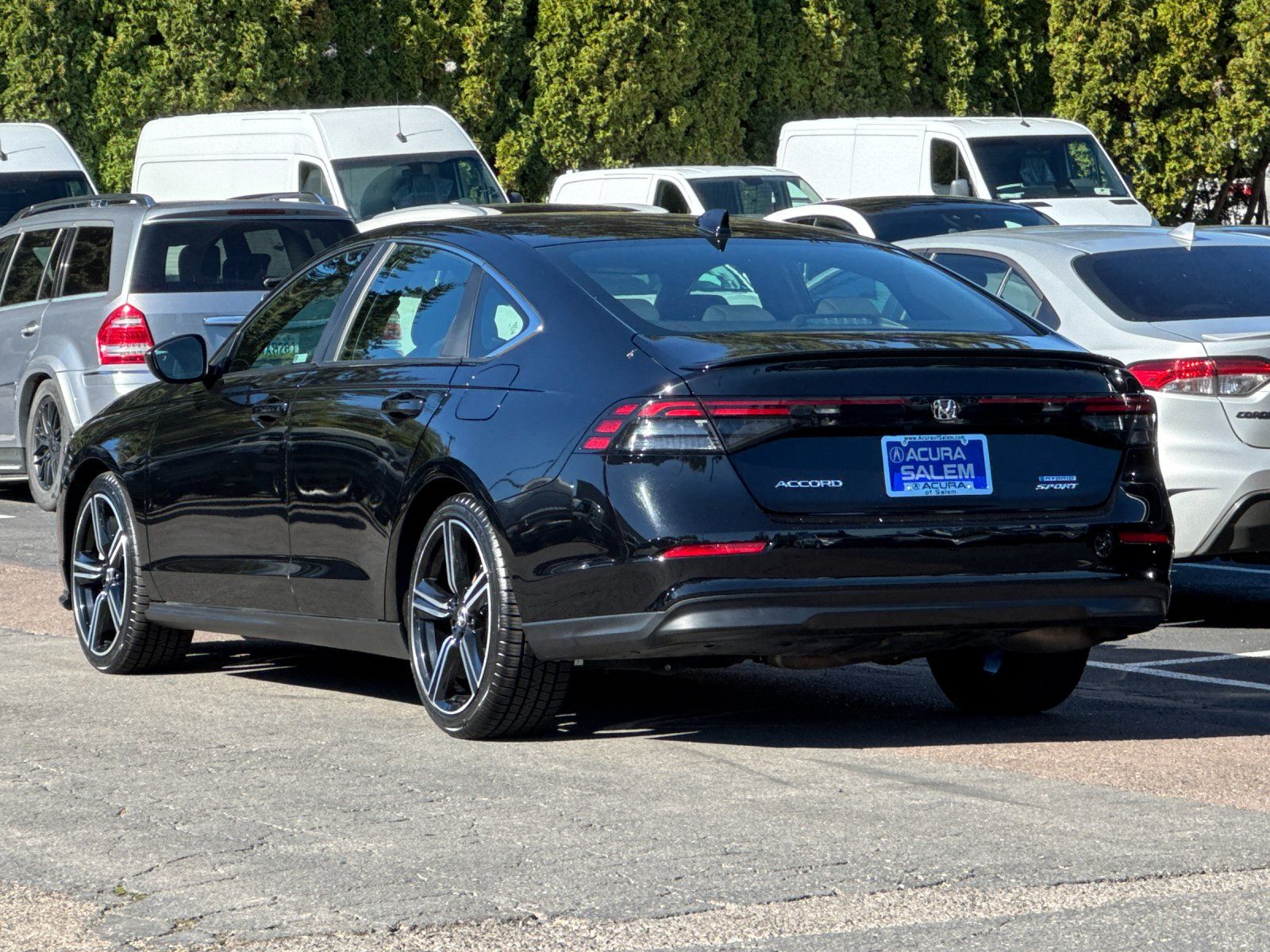 used 2024 Honda Accord Hybrid car, priced at $27,498