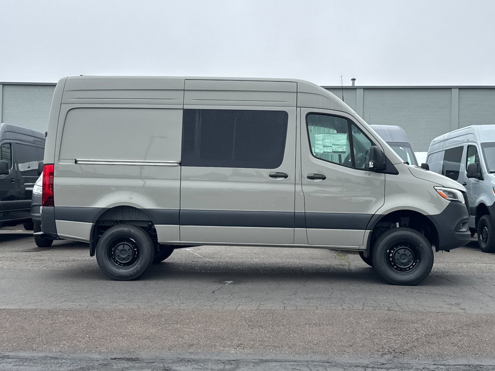 new 2026 Mercedes-Benz Sprinter 2500 car