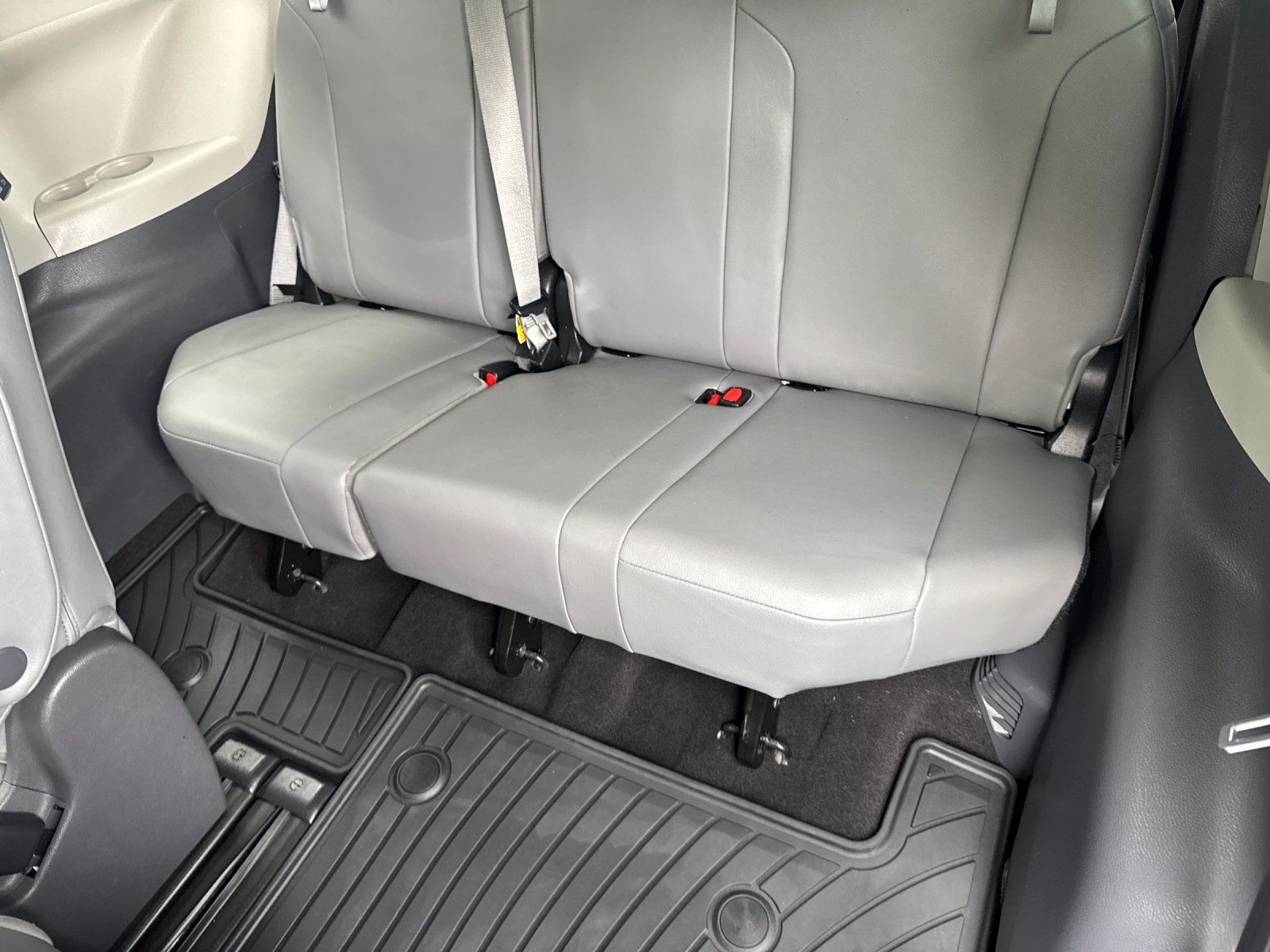 used 2021 Toyota Sienna car, priced at $38,998