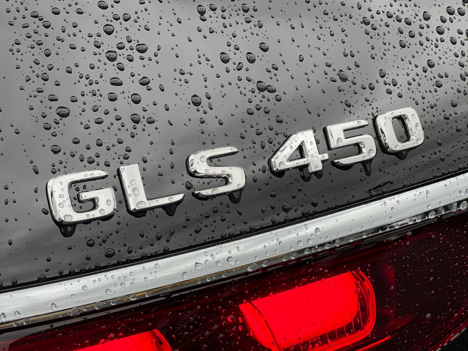 new 2025 Mercedes-Benz GLS car