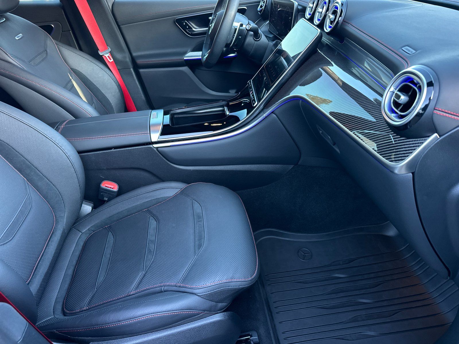 used 2024 Mercedes-Benz GLC car, priced at $60,998